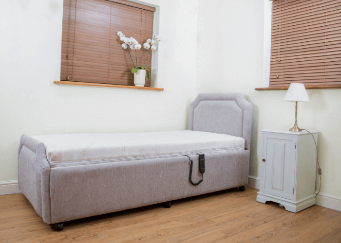 ONE REHAB -Royale Profiling Bed